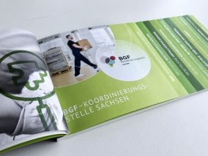 Beispielhafte Seite aus der Broschüre Gesundheit im Betrieb der BGF-Koordinierungsstelle Sachsen.